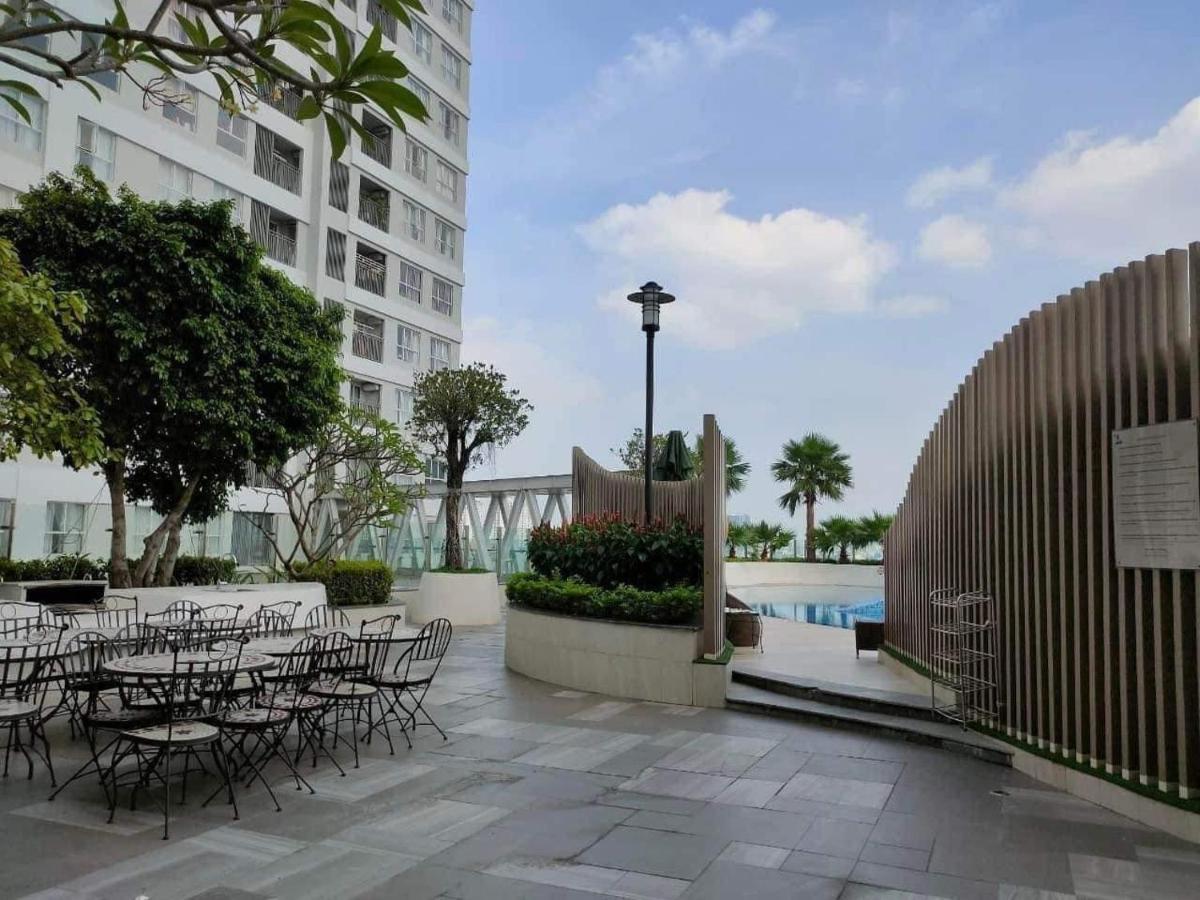 Căn hộ Ho Sunrise View 2 Phong Ngu, 76m2, Gym & Ho Boi Free, Lau Cao, View Quan 1 TP. Hồ Chí Minh